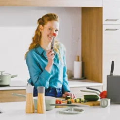 BergHOFF Balance Non-stick Stainless Steel Paring Knife 3.5", Recycled Material 12 BergHOFF Balance Non-stick Stainless Steel Paring Knife 3.5", Recycled Material -BergHOFF Store GUEST 1b175576 e2a9 43ef b3ec 62165d1da526