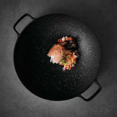 BergHOFF GEM Non-stick 12.5" Chinese Wok 5.7Qt., Black, Glass Lid 5 BergHOFF GEM Non-stick 12.5" Chinese Wok 5.7Qt., Black, Glass Lid - Image 3