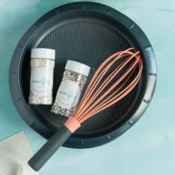 BergHOFF Leo 11" Nonstick Silicone Whisk, Pink & Gray -BergHOFF Store GUEST 7c108e28 ab24 44b2 a5bb 9784a17e7391