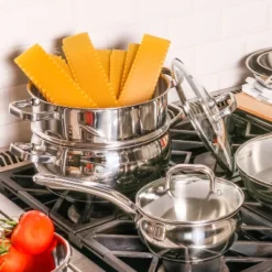 BergHOFF 18/10 Stainless Steel 9.5" Steamer -BergHOFF Store GUEST 87c69fce 39e3 4a00 a699 04e58a58e19c