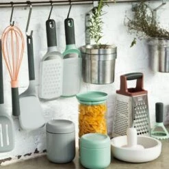 BergHOFF Leo Ultra-coarse Paddle Grater, Gray -BergHOFF Store GUEST b4048fad 66a1 4473 bb08 aede266546cd