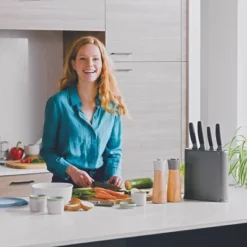 BergHOFF Balance Non-stick Stainless Steel Chef's Knife -BergHOFF Store GUEST b5d0b51c d8da 43d6 b92a ad0c3127d364