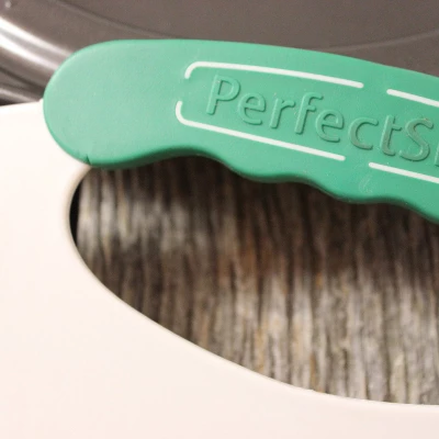 BergHOFF Perfect Slice 13 Inches Steel Covered Cake Pan With Tool 6 BergHOFF Perfect Slice 13 Inches Steel Covered Cake Pan With Tool - Image 4