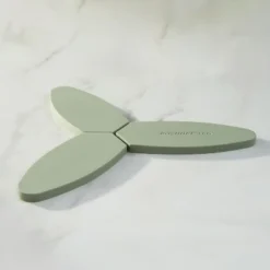 BergHOFF Balance Foldable Magnetic Silicone Trivet 9.5" -BergHOFF Store GUEST ea45bf4a 4b40 497c a012 5011c6852cf8