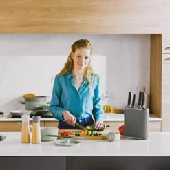 BergHOFF Balance Non-stick Stainless Steel 6Pc Knife Block Set, Recycled Material, Grey -BergHOFF Store GUEST fe78f50b 5764 4d02 925b ed89b9f462bd 1